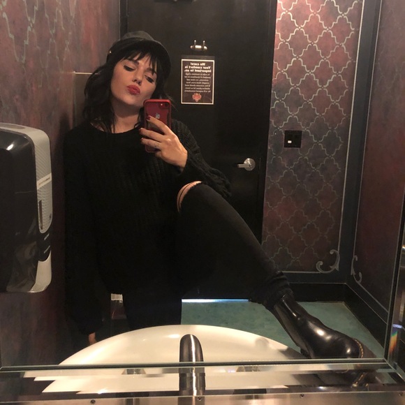 Meet your Posher, Lindsay - Picture 1 of 1